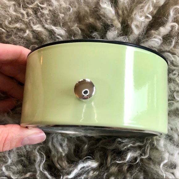 NWOT ⭐️ Equity by La Crosse Quartz Metal Alarm Clock - Picture 6 of 12